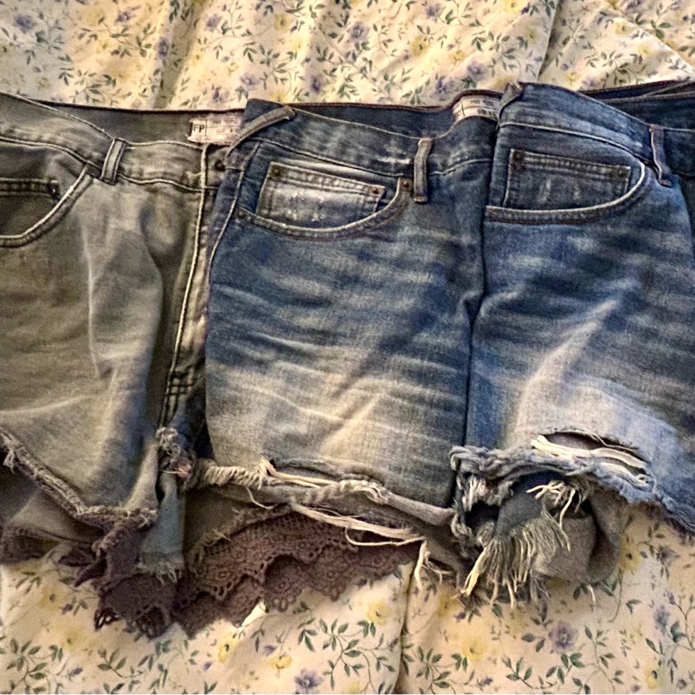 THREE pairs of FREE PEOPLE sz 30 denim shorts in very good pre owned condition.